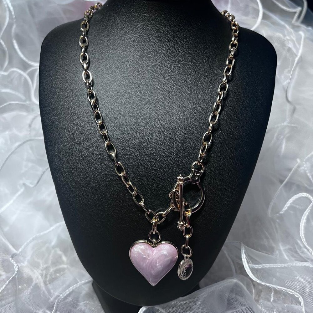 Gold Tone Chain Necklace · Pink Marbled Heart Charm Pendant · Front Toggle Clasp